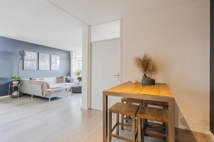 Photo 12 of Jennerstraat 156