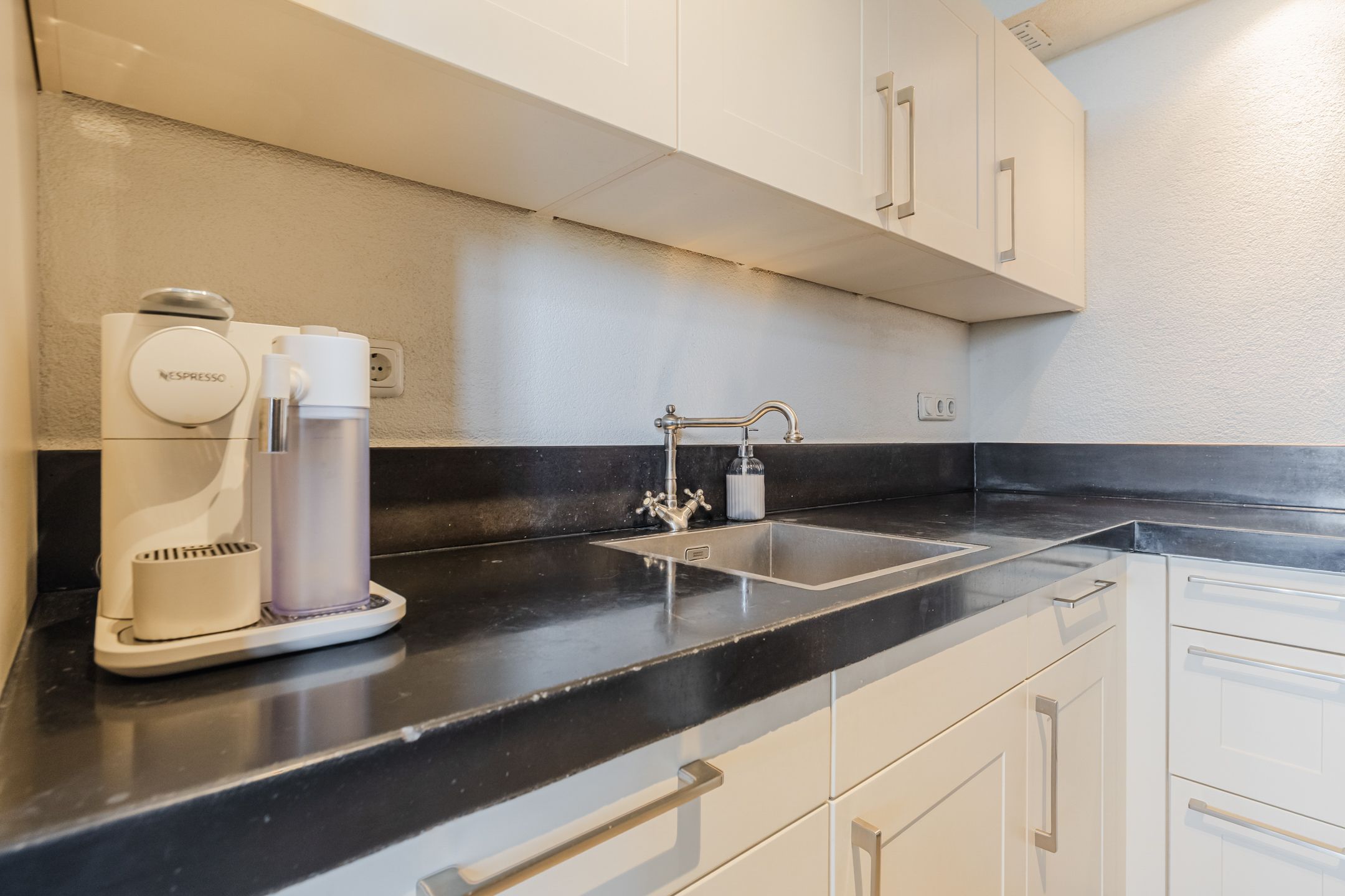 Foto 15 van Jennerstraat 156