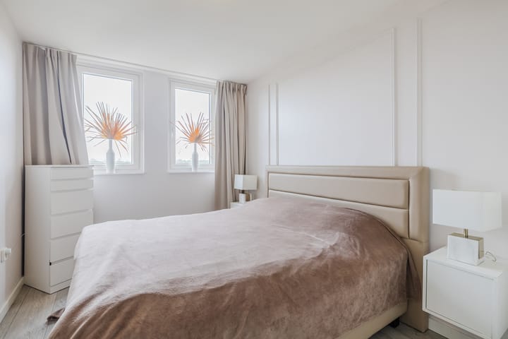 Photo 23 of Jennerstraat 156