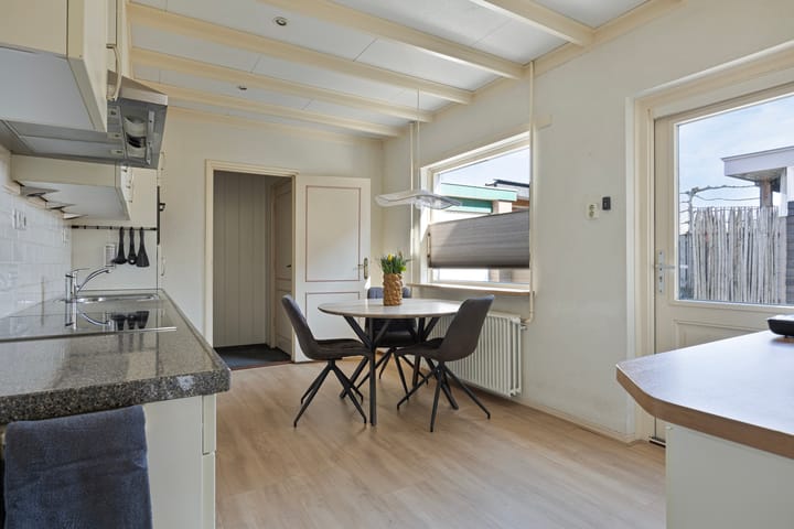 Foto 10 van Stationsweg Oost 221