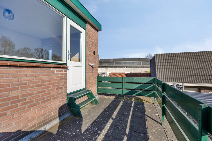 Foto 24 van Stationsweg Oost 221