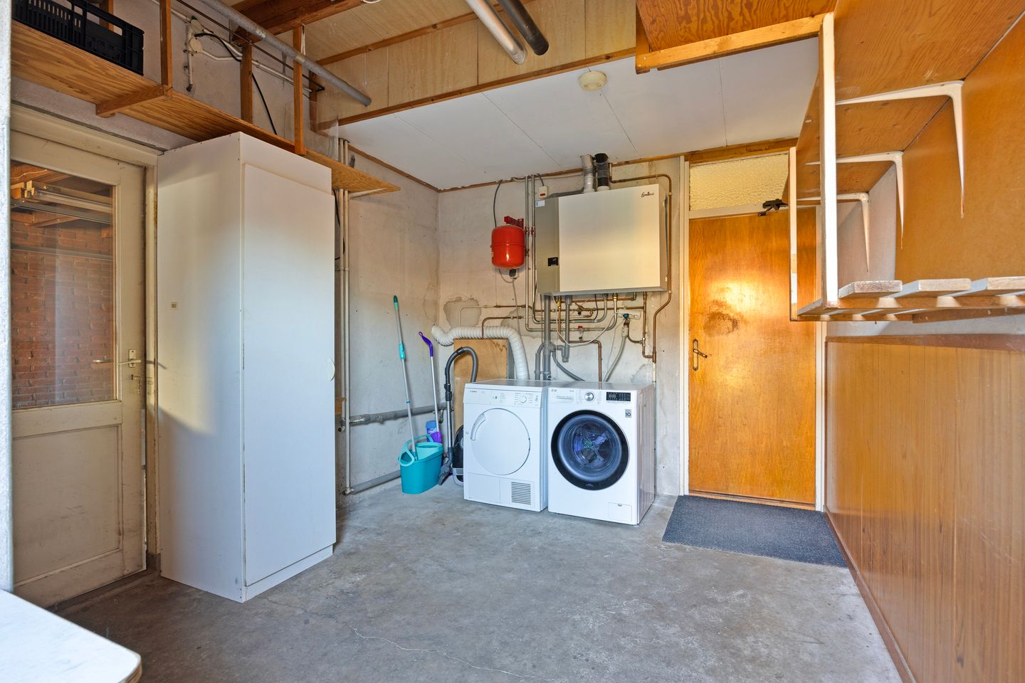 Photo 29 of Stationsweg Oost 221