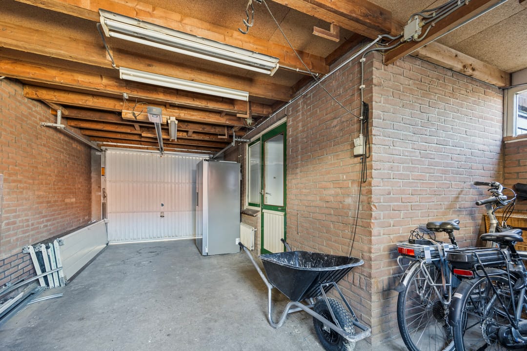 Photo 31 of Stationsweg Oost 221