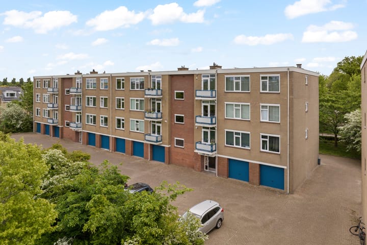 Photo 2 of Clusiusweg 46