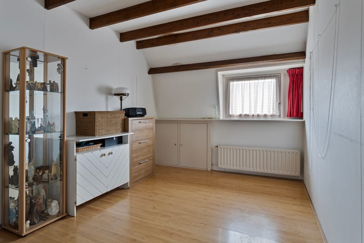 Photo 21 of Heusdenseweg 15