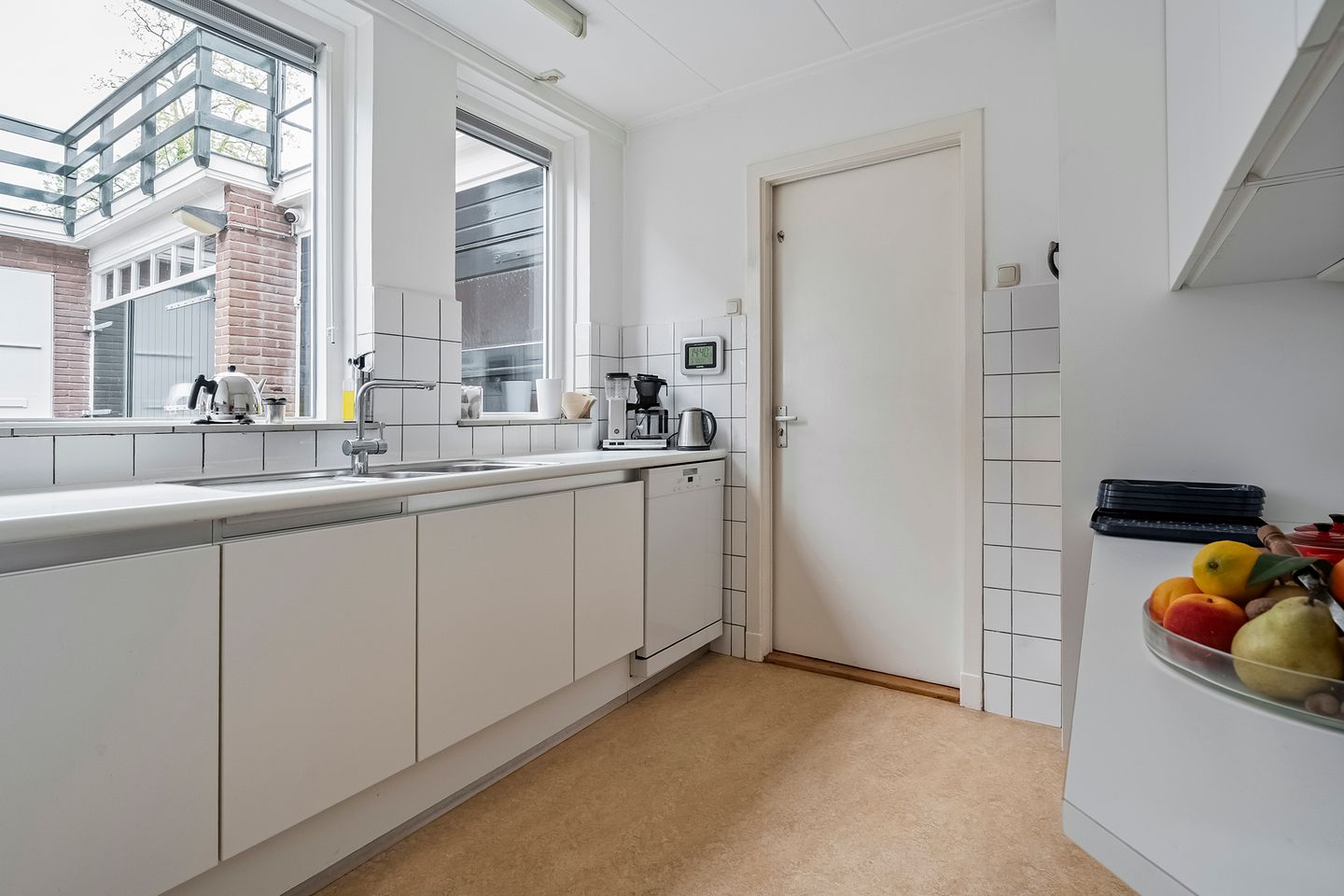 Photo 10 of Oranjelaan 3