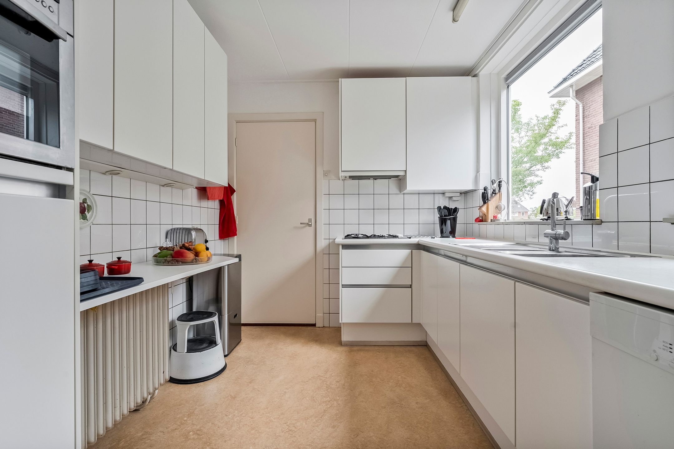 Photo 12 of Oranjelaan 3