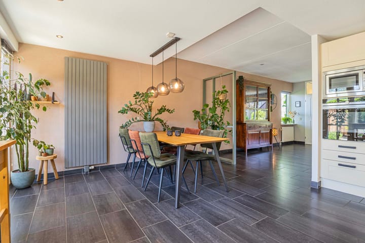 Foto 12 van Karssenstraat 2