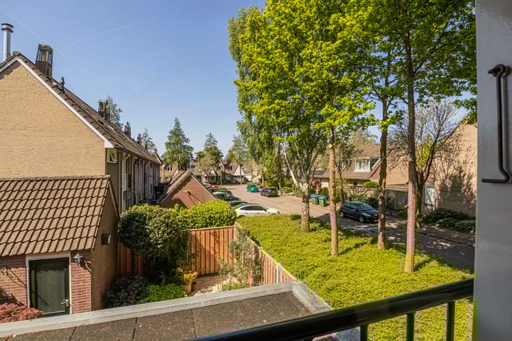 Foto 15 van Karssenstraat 2