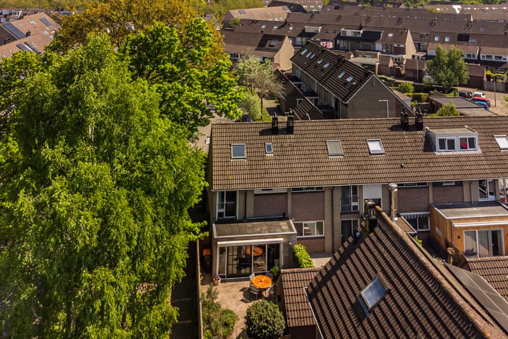 Foto 35 van Karssenstraat 2