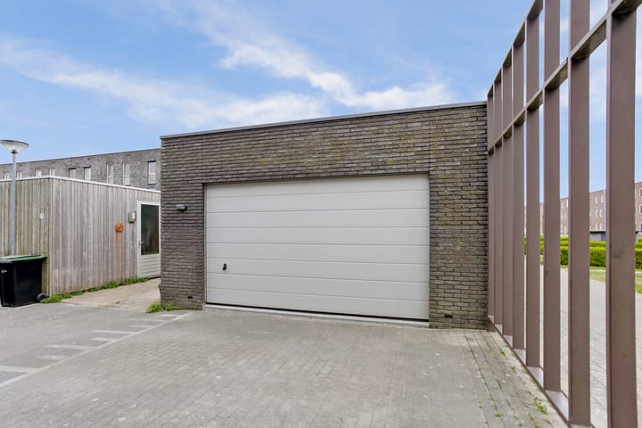 Photo 36 of Grootzeil 99