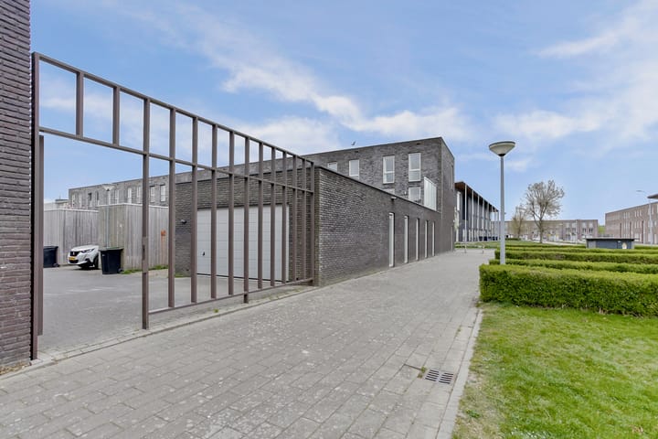 Photo 57 of Grootzeil 99