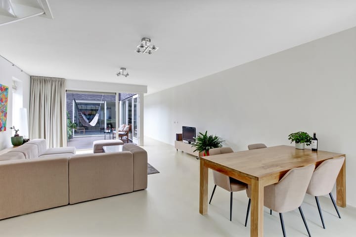 Photo 12 of Grootzeil 99