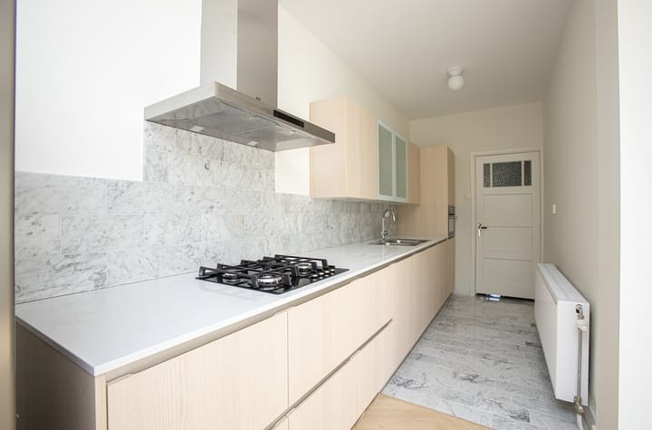 Foto 11 van Van Zuylen van Nijeveltstraat 192