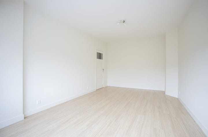 Foto 20 van Van Zuylen van Nijeveltstraat 192