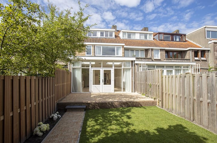 Foto 36 van Van Zuylen van Nijeveltstraat 192