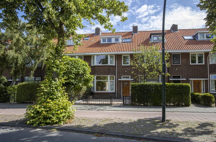 Foto 38 van Van Zuylen van Nijeveltstraat 192