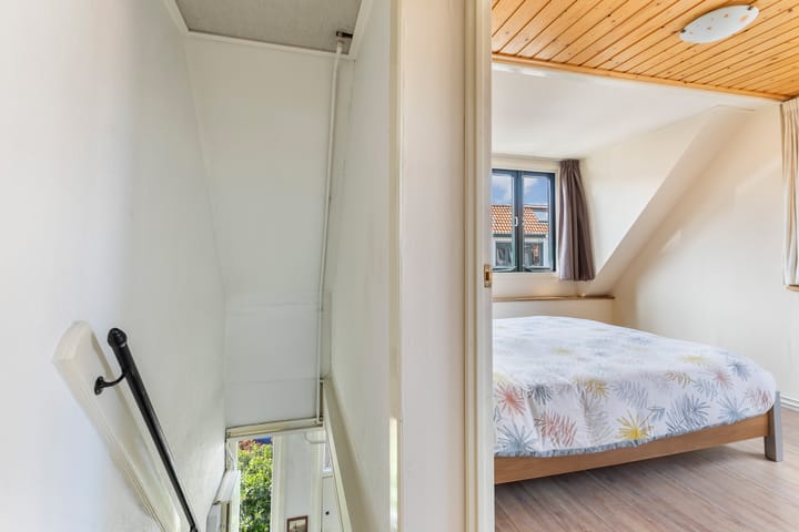 Foto 33 van Leliestraat 25