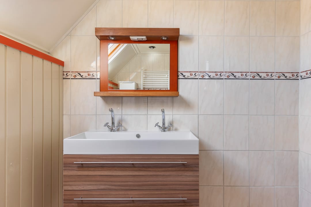 Photo 41 of Leliestraat 25