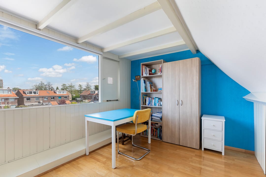 Photo 43 of Leliestraat 25