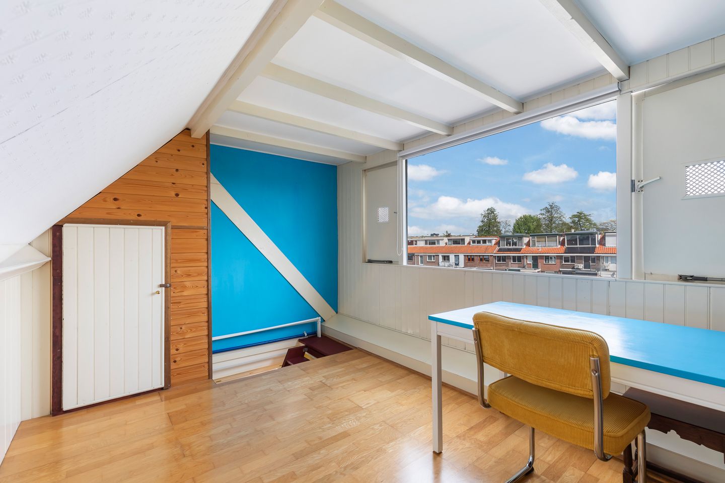 Photo 44 of Leliestraat 25