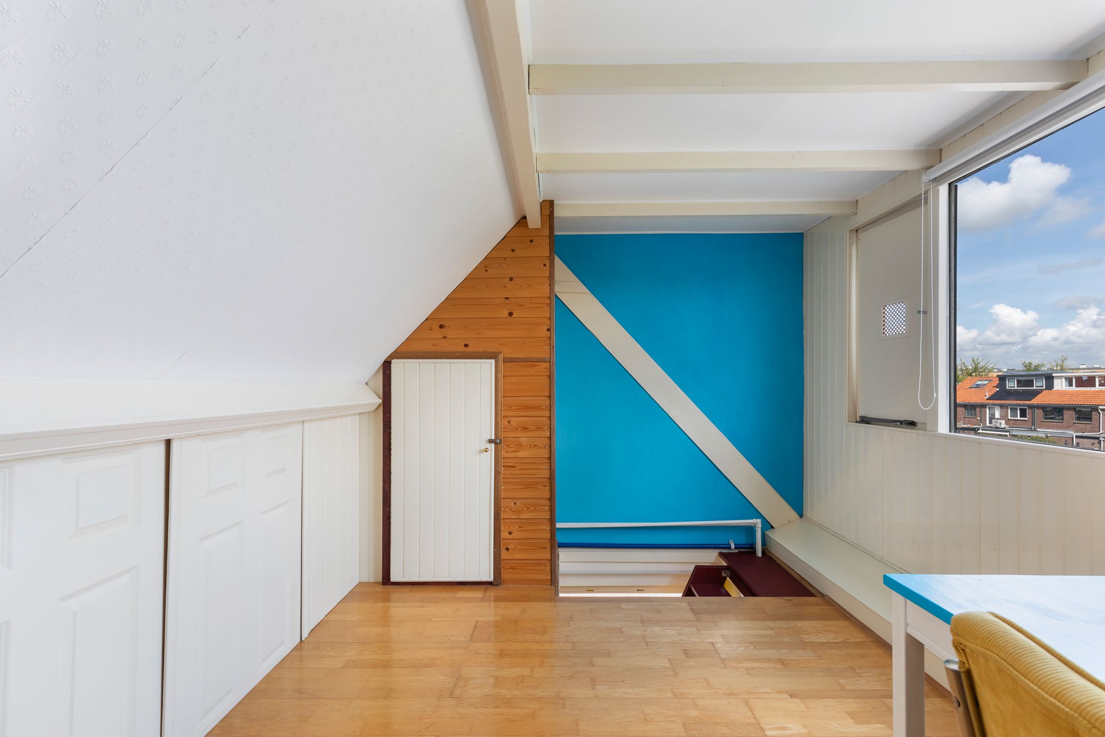 Photo 45 of Leliestraat 25