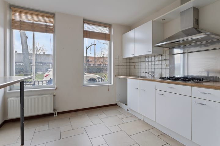 Foto 3 van Deken van der Hagenstraat 31