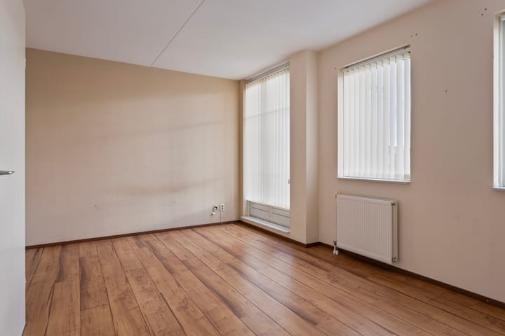 Foto 4 van Deken van der Hagenstraat 31