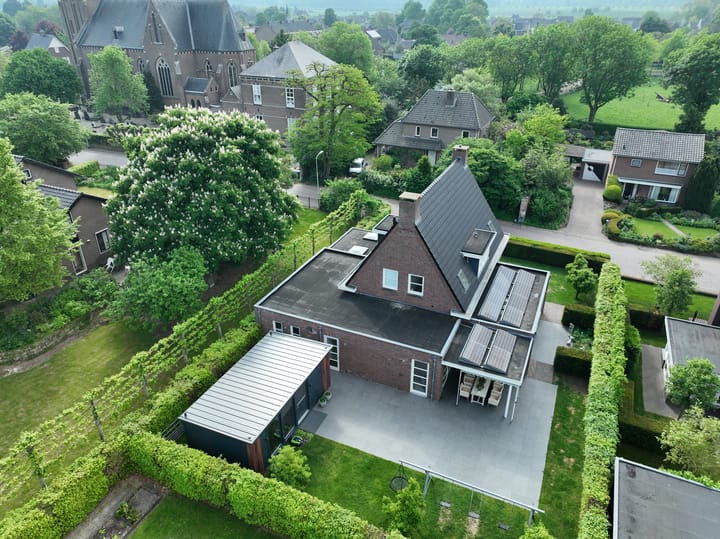 Foto 2 van Van Mekerenstraat 1-B