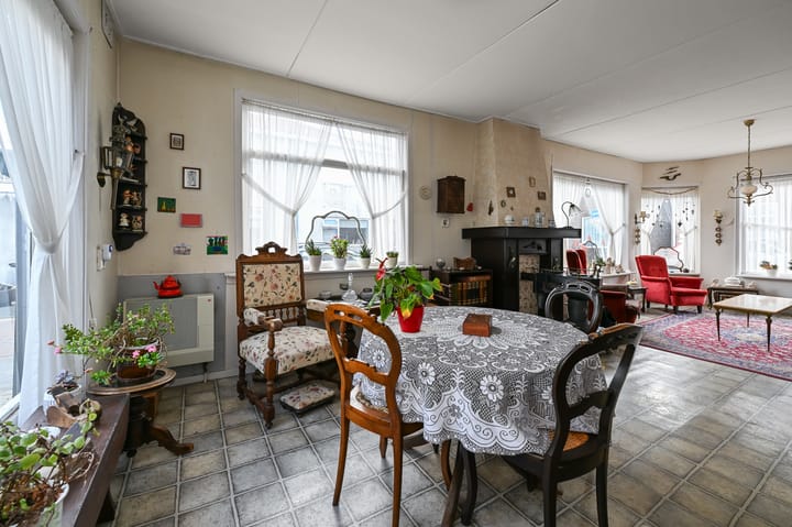 Foto 10 van Veeringstraat 29