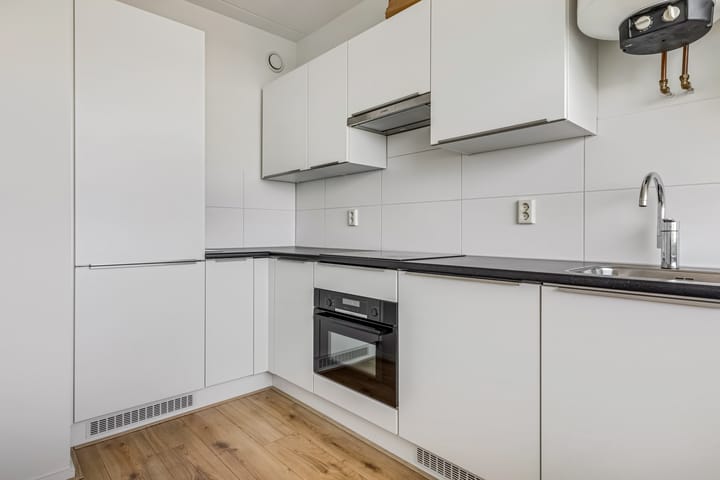 Foto 15 van Troelstraweg 83