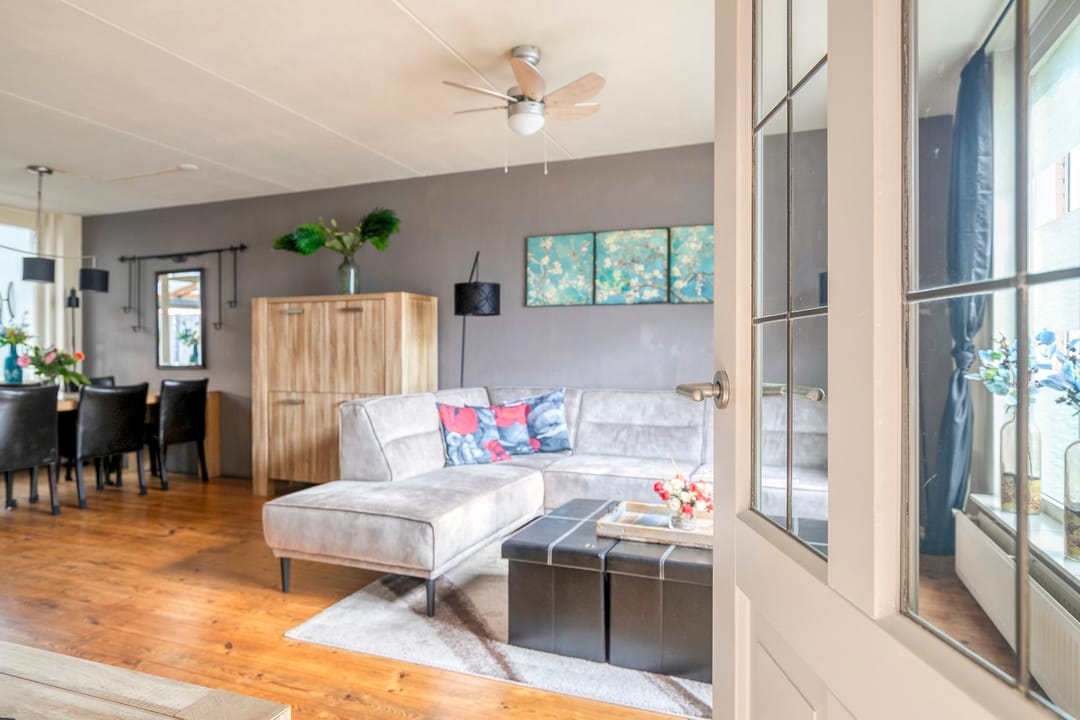 Photo 2 of Fluwijnstraat 25