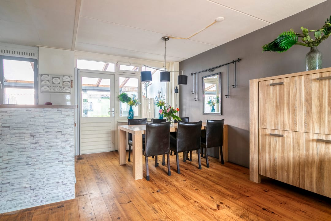 Photo 13 of Fluwijnstraat 25