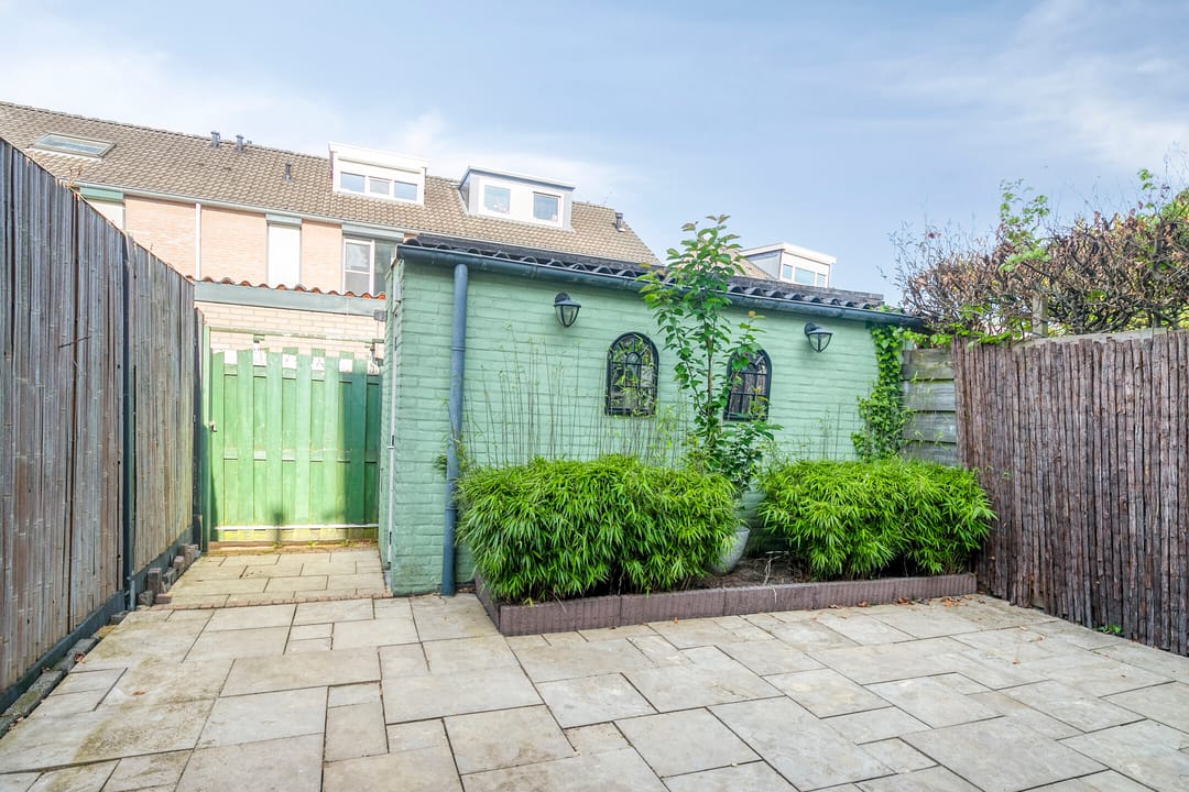 Photo 32 of Fluwijnstraat 25