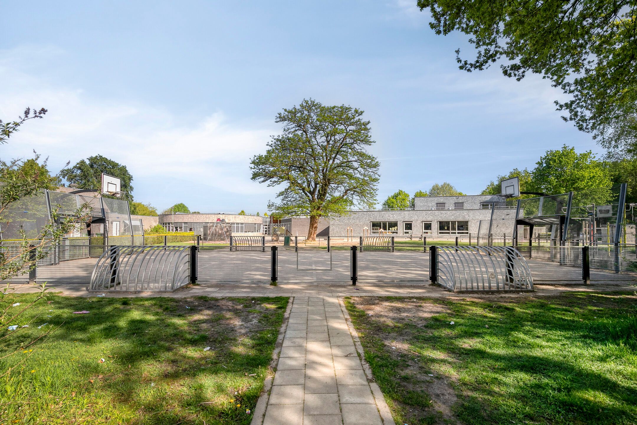 Photo 36 of Fluwijnstraat 25