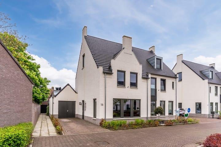 Foto 1 van Kappost 16