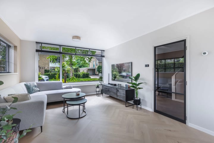 Photo 6 of Ooievaarslaan 30