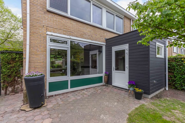 Photo 42 of Ooievaarslaan 30