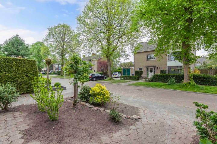 Photo 60 of Ooievaarslaan 30