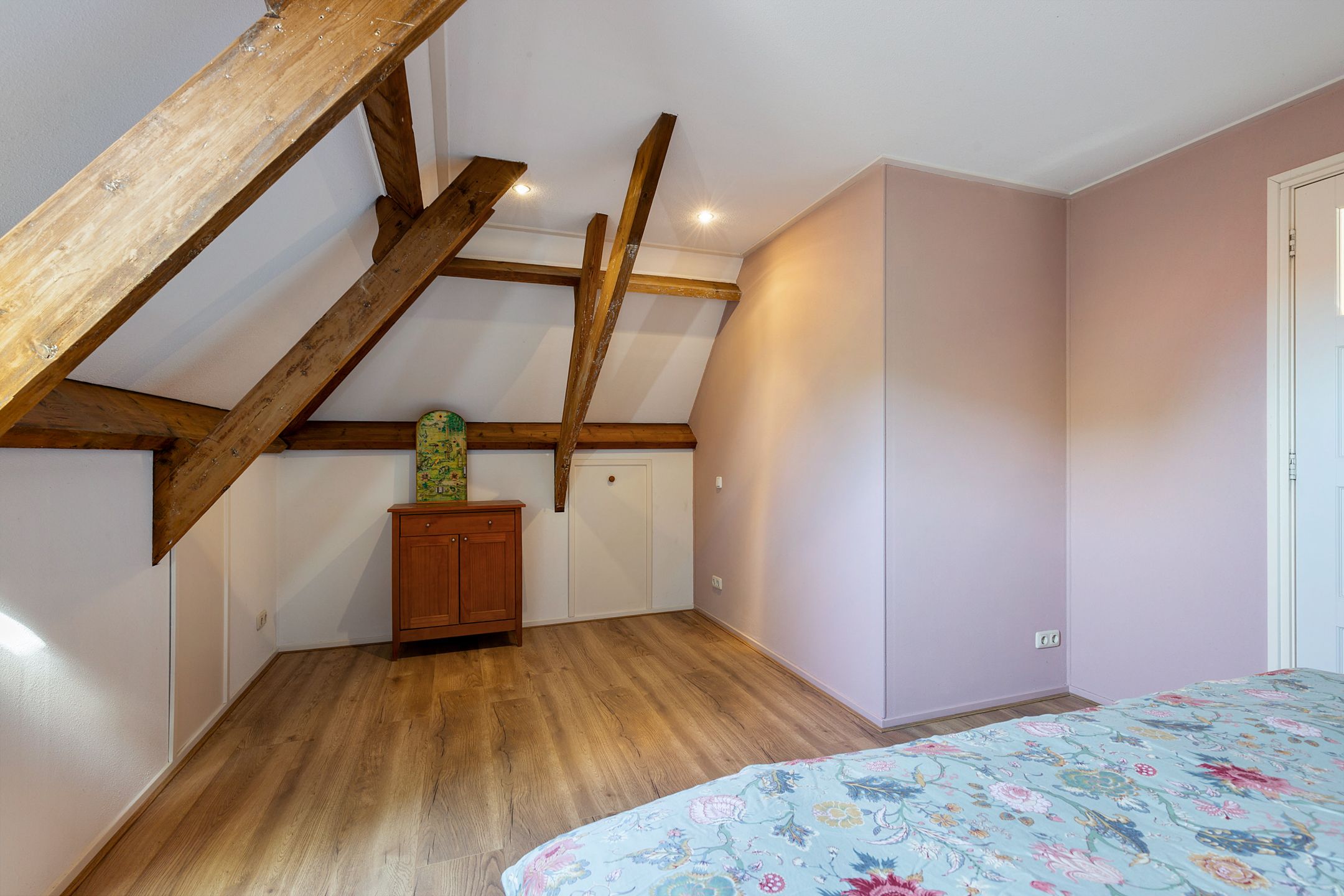 Photo 21 of Buorren 6