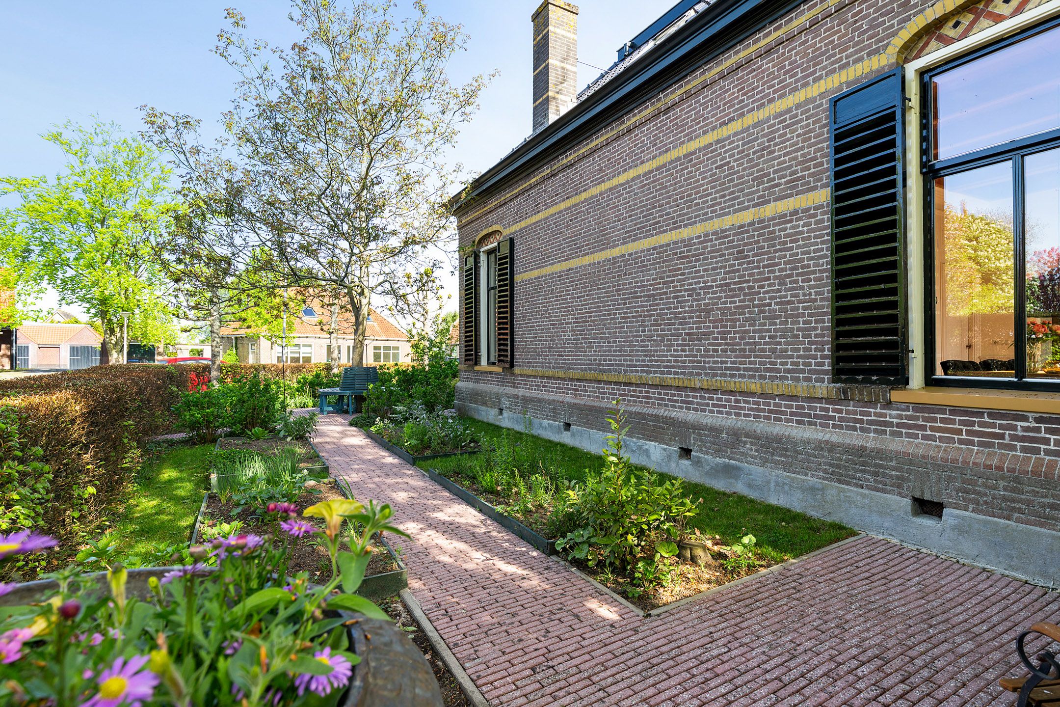 Photo 39 of Buorren 6