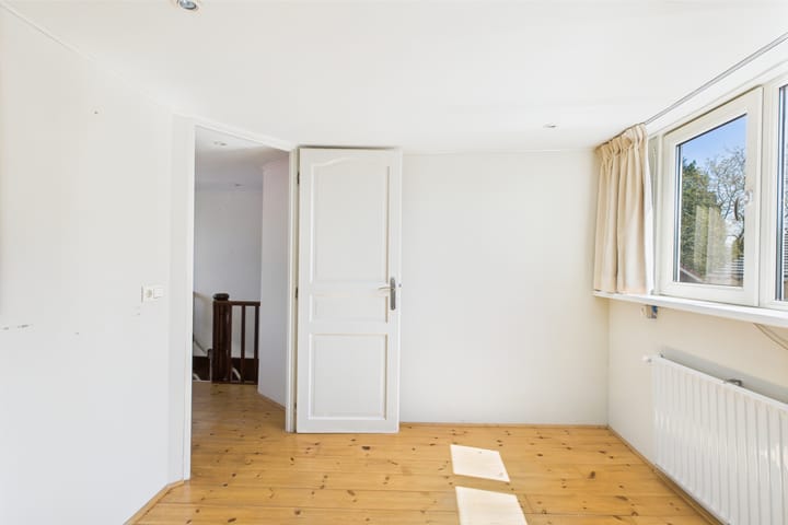 Photo 21 of Plevierstraat 31