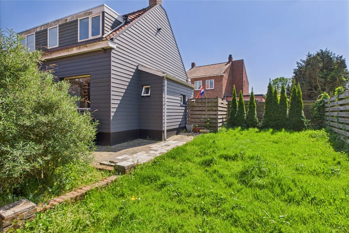 Photo 28 of Plevierstraat 31