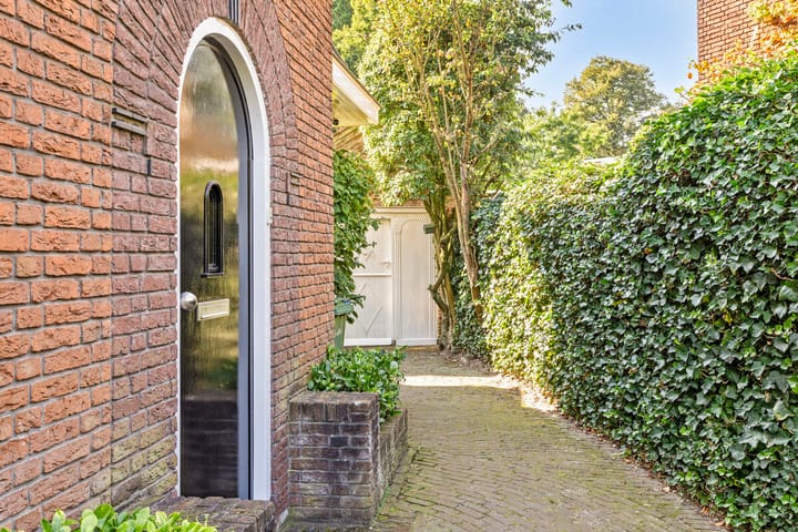 Foto 5 van de Roy van Zuidewijnlaan 47