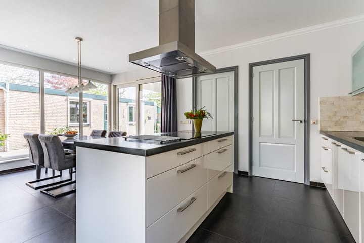 Photo 16 of Willibrordlaan 18