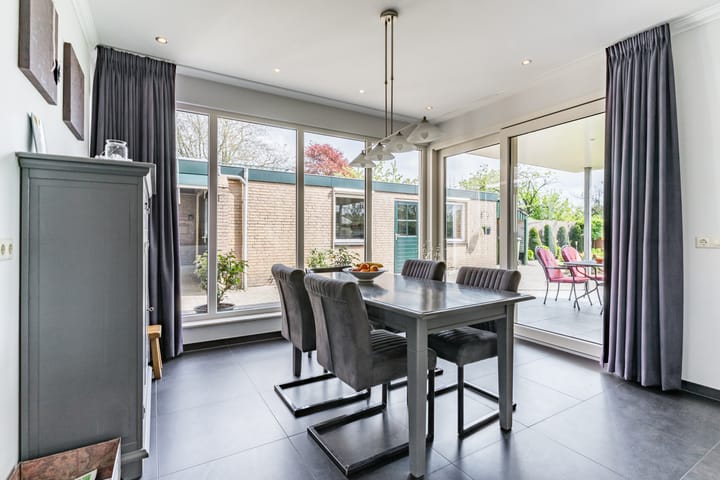 Photo 17 of Willibrordlaan 18