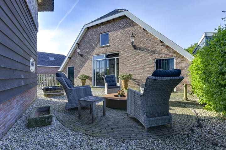 Photo 14 of Waalseweg 90