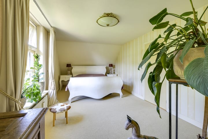 Photo 36 of Waalseweg 90