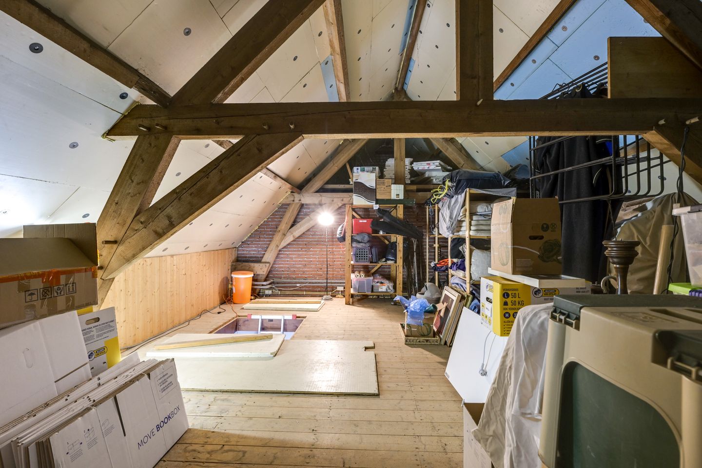 Foto 44 van Waalseweg 90