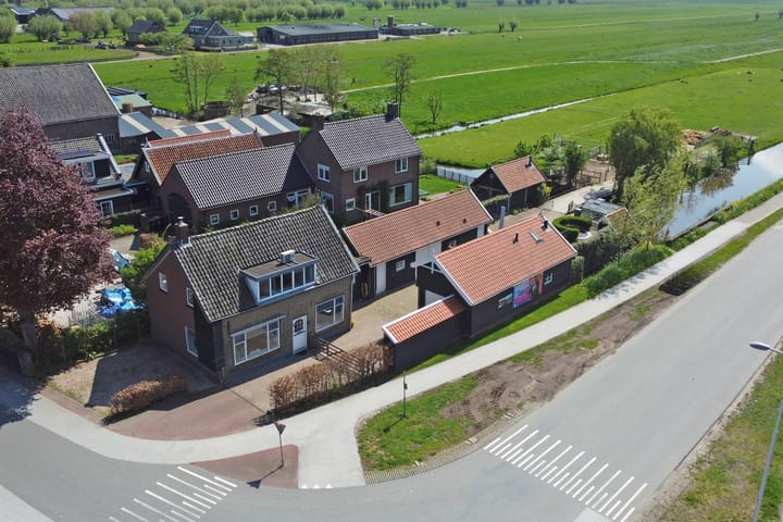 Photo 1 of Westeinde 28